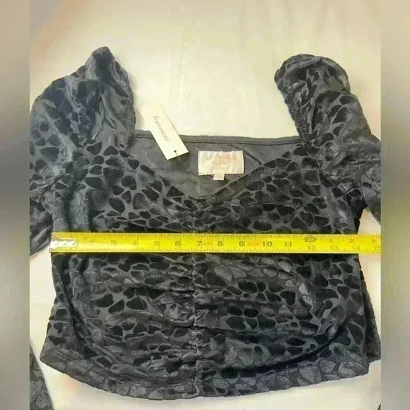 NWT- Irene Black Heart Burnout Velvet Top (Size Large) - Picture 9 of 10